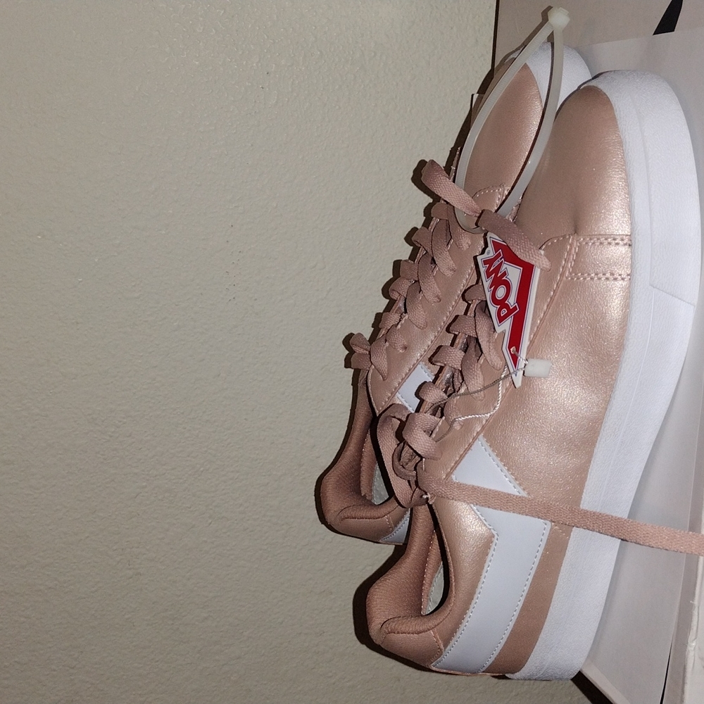 New woman pony shoes  rose pink